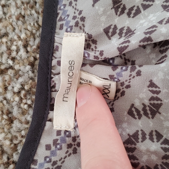 Mayrices XL Blouse - Picture 2 of 2